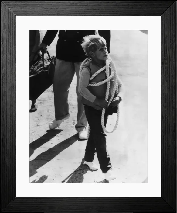 Framed Print : Prince Edward aged 5 learning the ropes during the Queens official tour of the Shetlands Framed Print : Prince Edward aged 5 learning the ropes during the Queens official tour of the Shetlands
