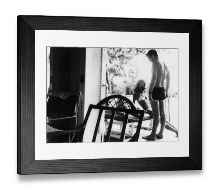 Framed Print : Prince Andrew with Vicki Hodge on Mustique October 1985 Framed Print : Prince Andrew with Vicki Hodge on Mustique October 1985