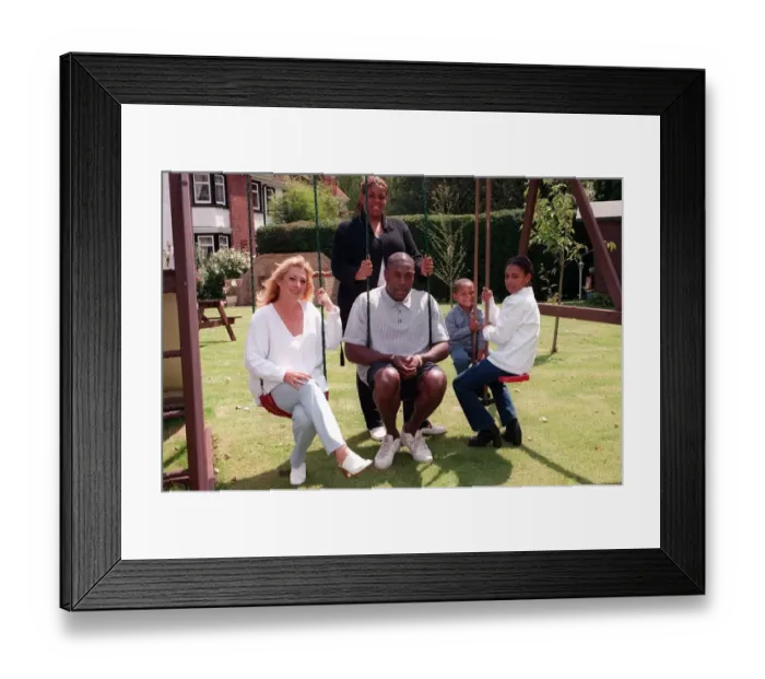 Framed Print : Frank Bruno former Heavyweight Boxer July 1998 at his home in Essex with wife Framed Print : Frank Bruno former Heavyweight Boxer July 1998 at his home in Essex with wife