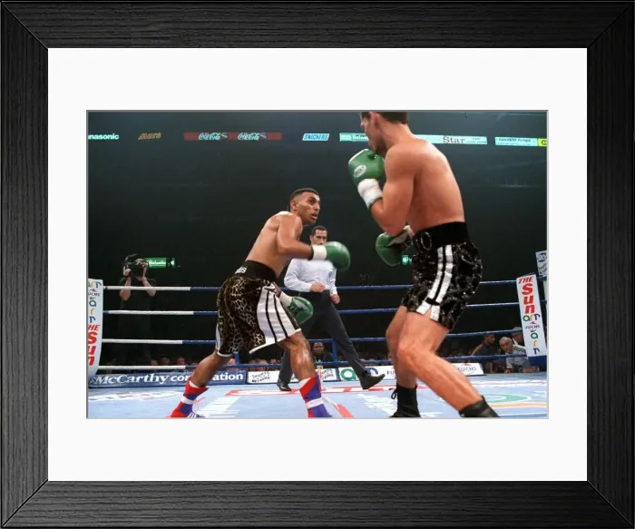 Framed Print : Naseem Hamed Boxer October 97 Naseem Hamed on his way to retaining his WBO
