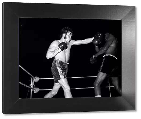 Boxing Chris Finnigan v Bob Foster in September 1972