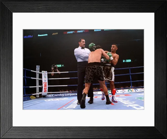 Framed Print : Naseen Hamed Boxer October 97 Naseem Hamed on his way to retaining his WBO Framed Print : Naseen Hamed Boxer October 97 Naseem Hamed on his way to retaining his WBO