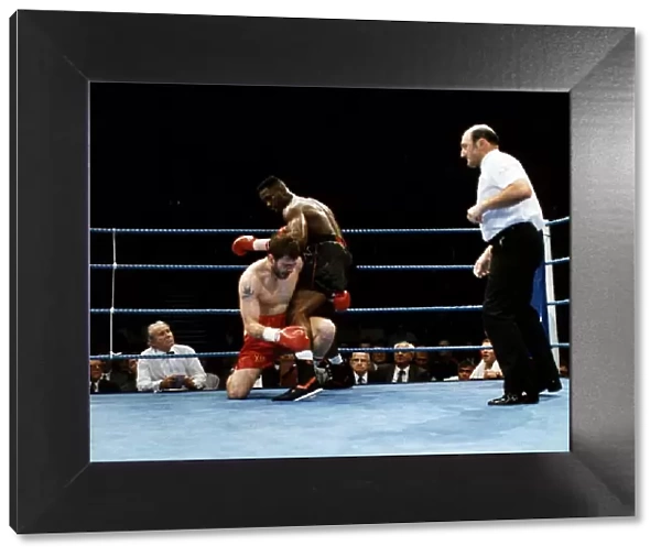 Lennox Lewis Boxing Heavyweight Boxer stops Glenn McCrory in the second round at The