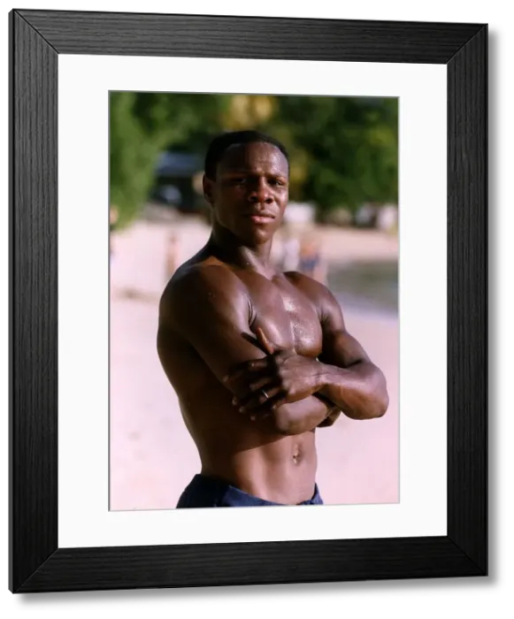 Framed Print : Chris Eubank WBO Middleweight Boxing Champion Framed Print : Chris Eubank WBO Middleweight Boxing Champion