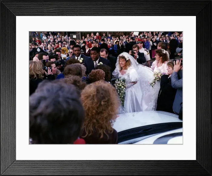 Framed Print : Frank Bruno boxer with his bride Laura at their wedding Framed Print : Frank Bruno boxer with his bride Laura at their wedding