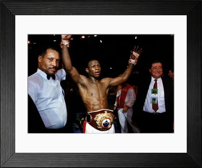 Framed Print : Chris Eubank Vs Nigel Benn WBO Middleweight World title fight at the National Exibition Framed Print : Chris Eubank Vs Nigel Benn WBO Middleweight World title fight at the National Exibition