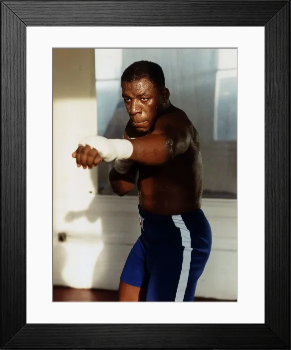 Framed Print : Gary Mason Boxer in Training