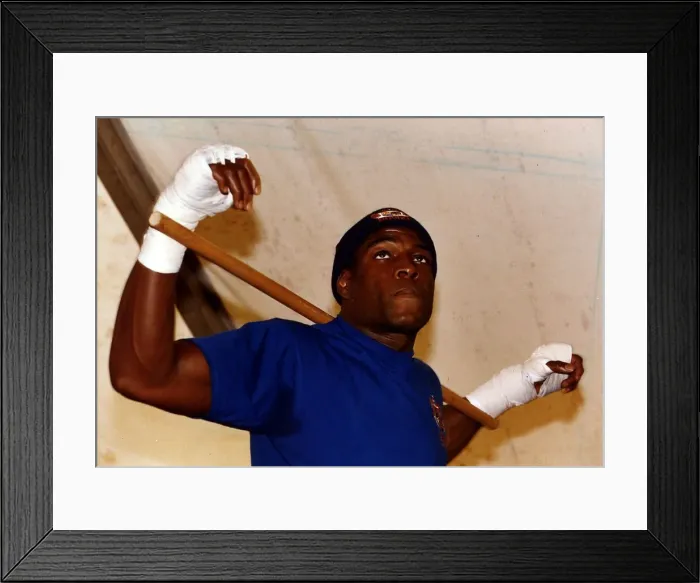 Framed Print : Frank Bruno in training for his fight against Carl The Truth Williams Framed Print : Frank Bruno in training for his fight against Carl The Truth Williams