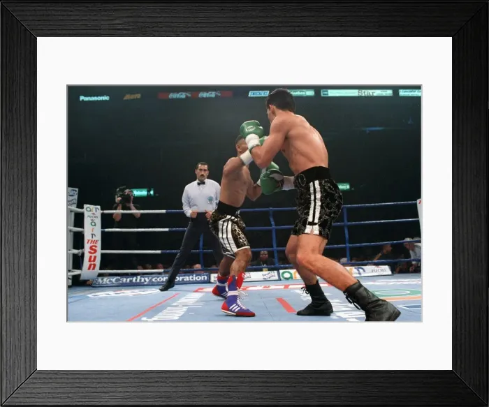 Framed Print : Naseem Hamed Boxer October 97 Naseem Hamed on his way to retaining his WBO Framed Print : Naseem Hamed Boxer October 97 Naseem Hamed on his way to retaining his WBO