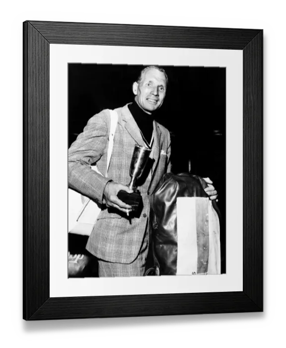 Framed Print : Max Faulkner British golfer arrives back at Gatwick Airport after winning Portuguese Open Framed Print : Max Faulkner British golfer arrives back at Gatwick Airport after winning Portuguese Open