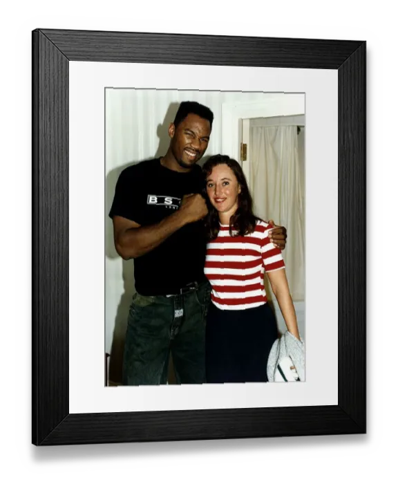 Framed Print : Mary Kemp Daily Mirror Journalist With Heavyweight Boxing Champion Lennox Lewis Framed Print : Mary Kemp Daily Mirror Journalist With Heavyweight Boxing Champion Lennox Lewis