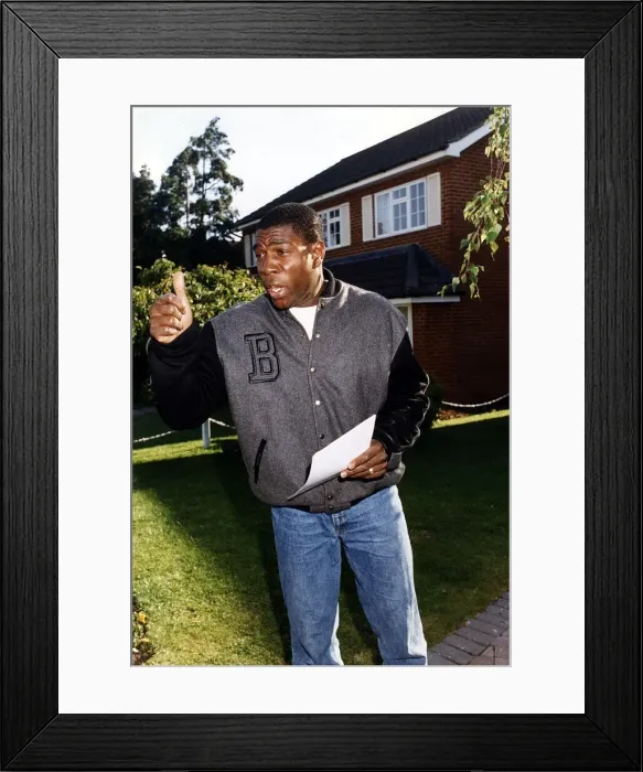 Framed Print : Frank Bruno Boxer former WBC World Heavyweight Boxing Champion Framed Print : Frank Bruno Boxer former WBC World Heavyweight Boxing Champion