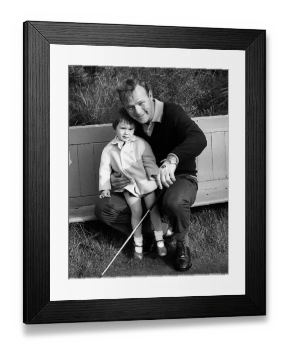 Framed Print : Ryder Cup Great Britain v USA Golf October 1965 Arnold Palmer with Jane Coop aged 2 Framed Print : Ryder Cup Great Britain v USA Golf October 1965 Arnold Palmer with Jane Coop aged 2