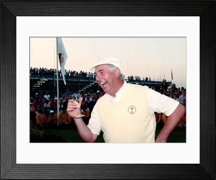 Framed Print : The Ryder Cup September 1989 Johnny Walker Ryder Cup 1989 Golf at The Belfry