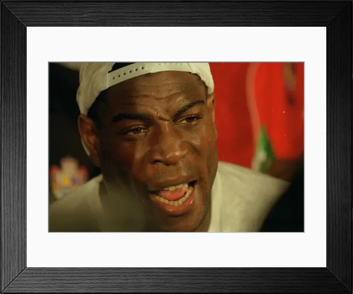 Framed Print : Frank Bruno during his training for his World Title defence against Mike Tyson in Las Framed Print : Frank Bruno during his training for his World Title defence against Mike Tyson in Las