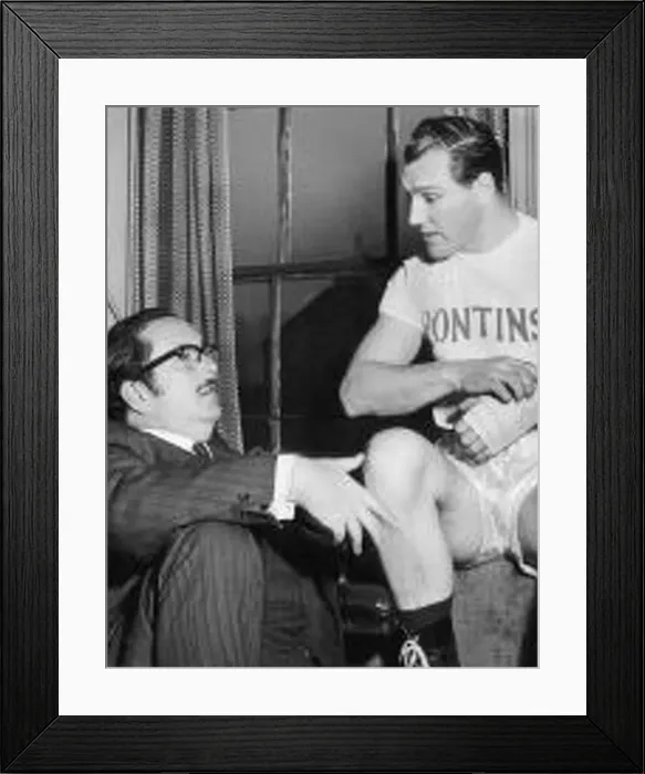  : Jack Bodell former Heavyweight boxer talkinig to Frank McGhee about his then forthcoming