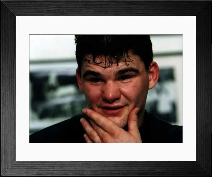 Framed Print : Ray Close boxer with hand on chin Framed Print : Ray Close boxer with hand on chin