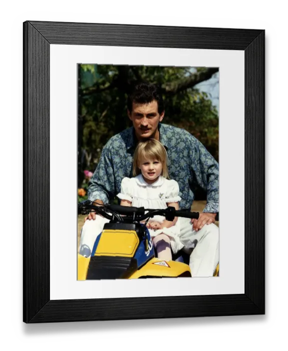 Framed Print : Barry McGuigan Boxing Former World Featherweight Boxing Champion From Northern Ireland