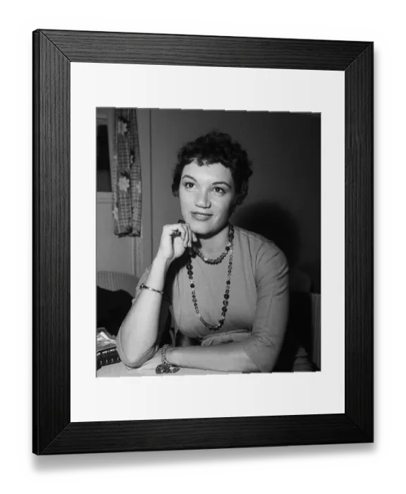 Framed Print : Singer Connie Francis at London Airport. 14th August 1958