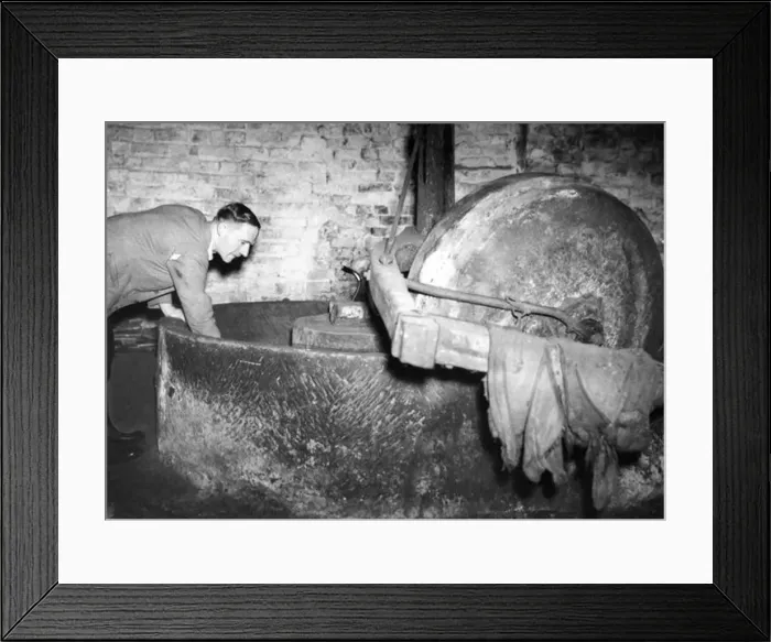  : Old Cider Mill at Compton House, Redmarley D Abitot, Gloucestershire. March 1951