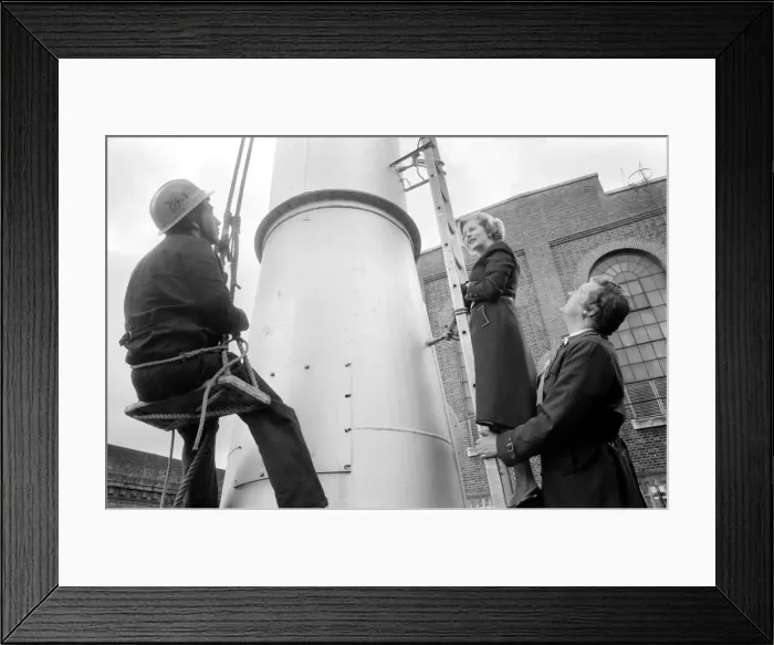 Framed Print : Margaret Thatcher goes to Lambeth to help Mr. Jerry Hanley in by-election. Mrs