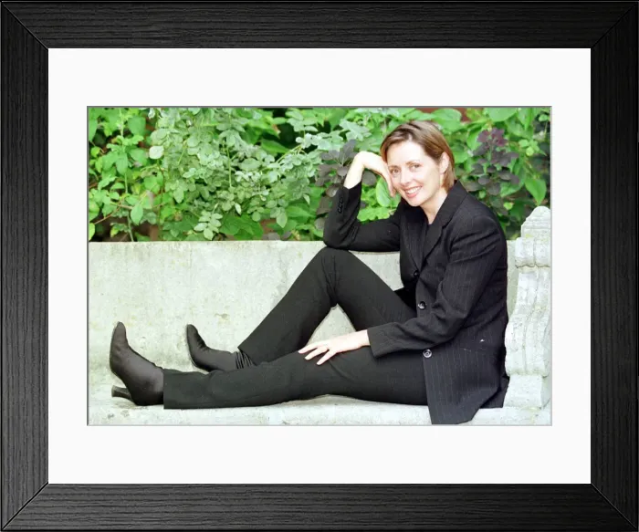 Framed Print : Carol Vorderman TV Presenter September 1998 A©mirrorpix Framed Print : Carol Vorderman TV Presenter September 1998 A©mirrorpix