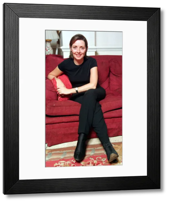 Framed Print : Carol Vorderman TV Presenter September 1998 A©mirrorpix