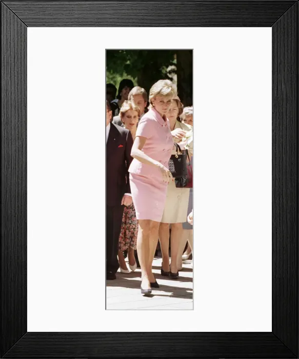 Framed Print : Diana, Princess of Wales on her four day visit to Argentina in her role as goodwill