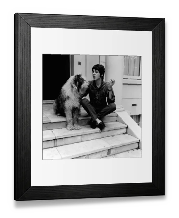 Framed Print : Paul McCartney at his St Johns Wood house on his 25th birthday 18 June 1967