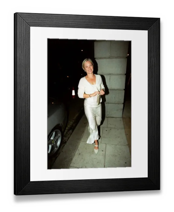 Framed Print : Mariella Frostrup TV Presenter June 1998 Arriving for a celebrity party at the Ritz Framed Print : Mariella Frostrup TV Presenter June 1998 Arriving for a celebrity party at the Ritz