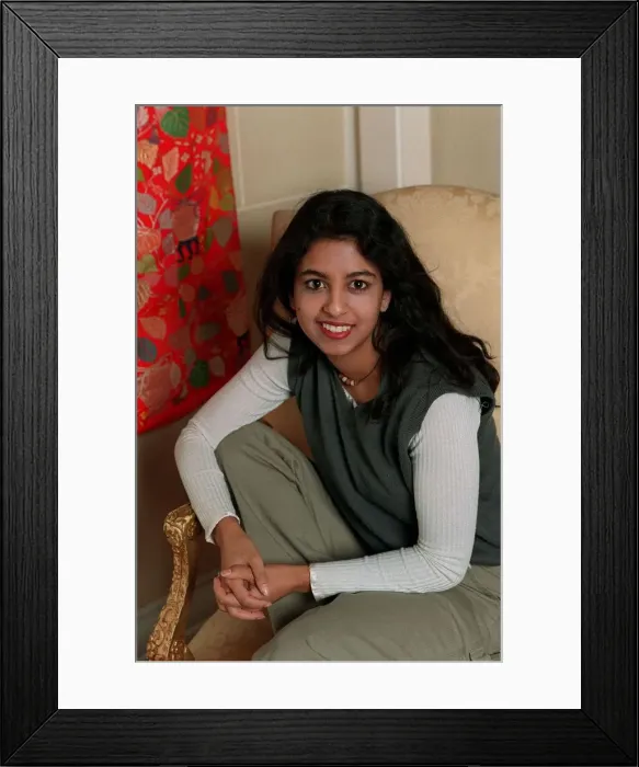 Framed Print : Konnie Huq TV Presenter December 1997. The new presenter to join the Blue Peter Framed Print : Konnie Huq TV Presenter December 1997. The new presenter to join the Blue Peter