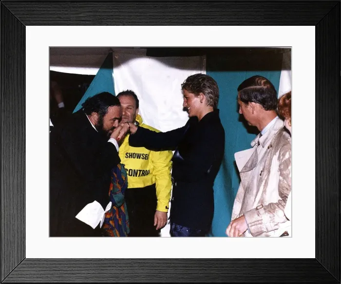 Framed Print : Italian opera singer Luciano Pavarotti kisses the hand of Princess Diana as Prince Framed Print : Italian opera singer Luciano Pavarotti kisses the hand of Princess Diana as Prince