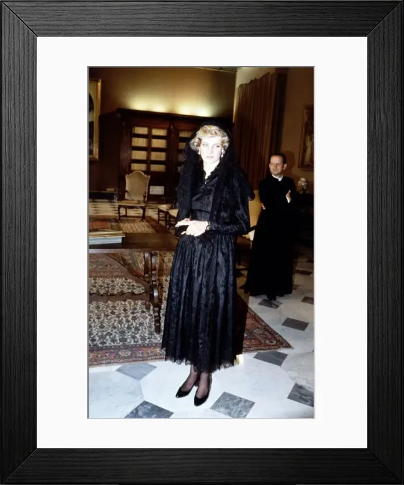 Framed Print : Prince and Princess of Wales visit to Italy, April 1985 Princess Diana wearing a Framed Print : Prince and Princess of Wales visit to Italy, April 1985 Princess Diana wearing a