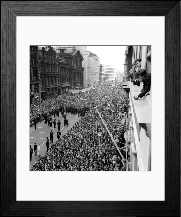 Framed Print : Pop Group The Beatles 10 July 1964 Paul McCartney, Ringo Starr, John Lennon Framed Print : Pop Group The Beatles 10 July 1964 Paul McCartney, Ringo Starr, John Lennon