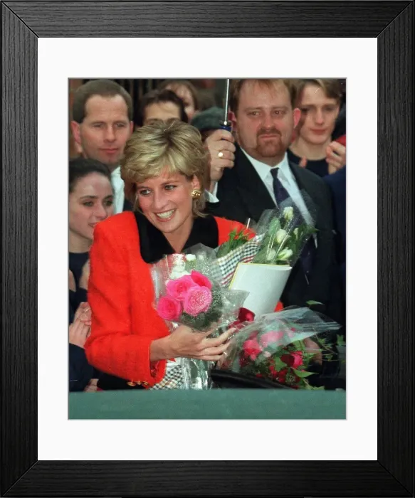 Framed Print : Princess Diana has fits of laughter during a visit to the English National Ballet School Framed Print : Princess Diana has fits of laughter during a visit to the English National Ballet School