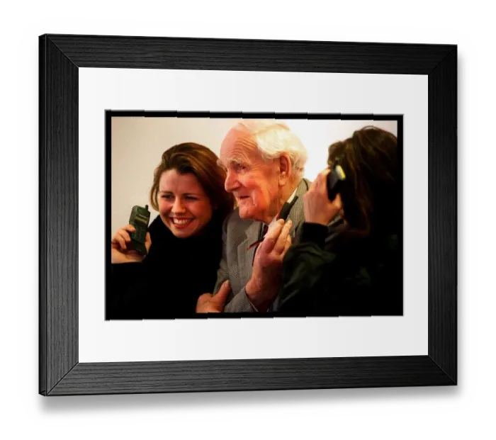 Framed Print : Desmond Llewelyn actor April 1998 alias Q star of 16 James Bond 007 movies