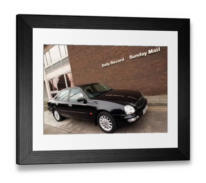 Framed Print : FORD SCORPIO saloon March 1998 SDR 11 parked outside Daily Record Sunday Framed Print : FORD SCORPIO saloon March 1998 SDR 11 parked outside Daily Record Sunday
