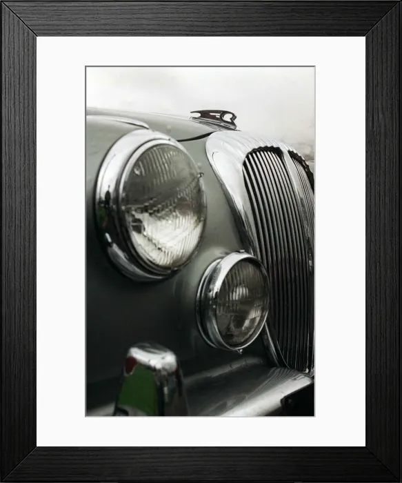 Framed Print : DAIMLER V8 KENNETH MCFADDEN February 1998 Detail of grille headlamp fog Framed Print : DAIMLER V8 KENNETH MCFADDEN February 1998 Detail of grille headlamp fog