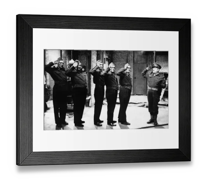 Framed Print : Dads Army television programme 1972 Actor Arthur Lowe (R Framed Print : Dads Army television programme 1972 Actor Arthur Lowe (R