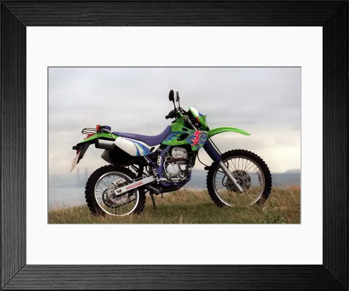 Framed Print : KAWASAKI UNI TRACK BIKE NOVEMBER 1997 Framed Print : KAWASAKI UNI TRACK BIKE NOVEMBER 1997