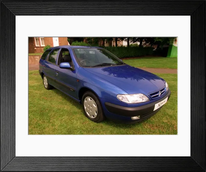 Framed Print : Blue Citroen Xsara Estate 1998