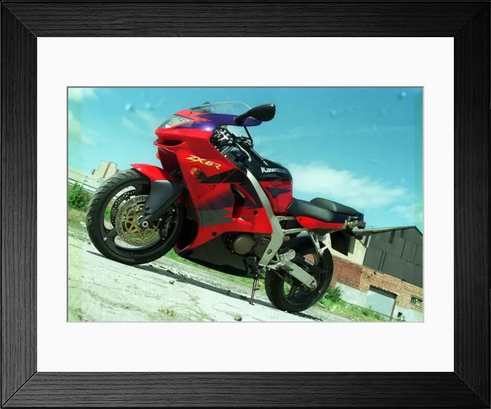 Framed Print : Kawasaki ZX6 motorcycle June 1998 Framed Print : Kawasaki ZX6 motorcycle June 1998