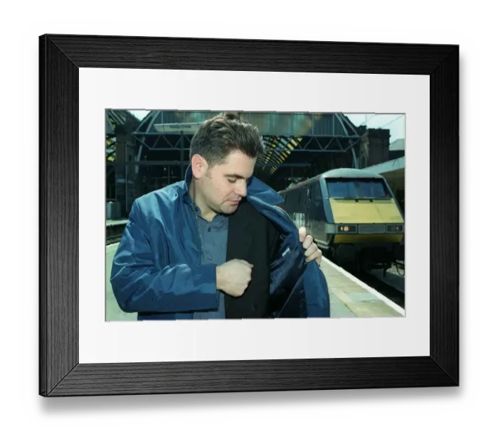 Framed Print : Stars anorak feature Rick Fulton May 1998 Daily Record reporter wearing jacket which Framed Print : Stars anorak feature Rick Fulton May 1998 Daily Record reporter wearing jacket which