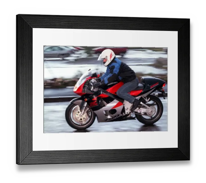 Framed Print : Suzuki GSX R750 motorbike motorcycle December 1997 road record motor supplements R234