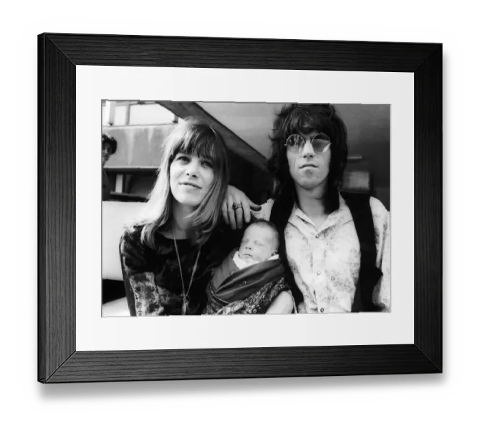 Framed Print : Keith Richards of the Rolling Stones at Kings College Hospital on 18 August 1969 to