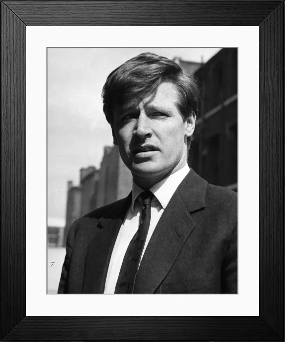 Framed Print : William Roache Actor who play the part of Ken Barlow in the TV Soap Coronation Street Framed Print : William Roache Actor who play the part of Ken Barlow in the TV Soap Coronation Street