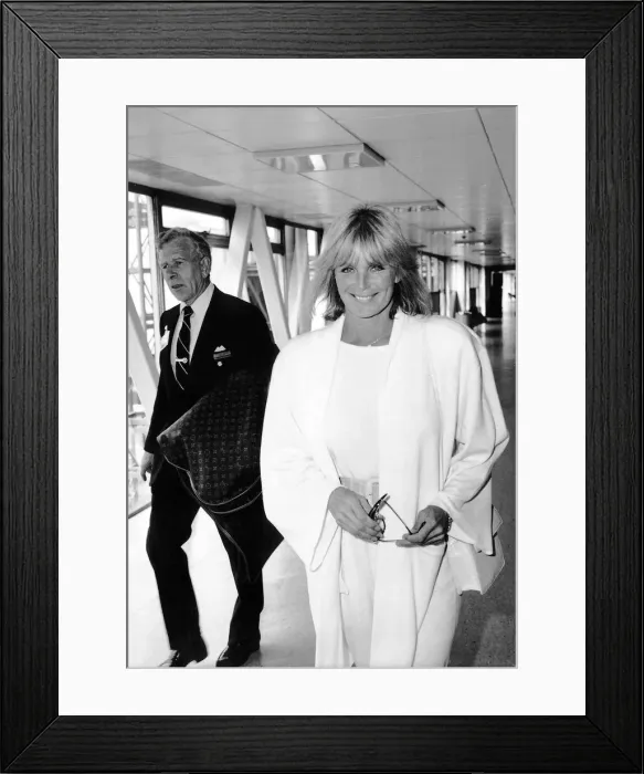 Framed Print : Linda Evans American Actress at Heathrow Airport May 1987