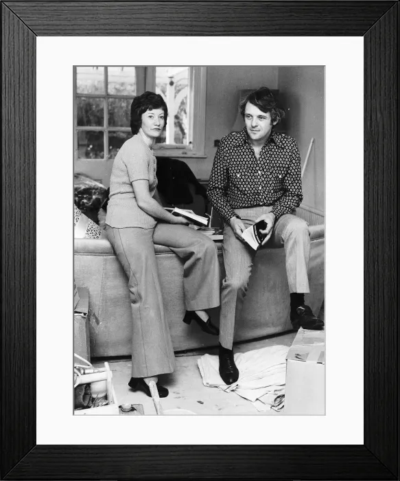 Framed Print : Anthony Hopkins actorwith his wife Jennifer - April 1974 In their home in Framed Print : Anthony Hopkins actorwith his wife Jennifer - April 1974 In their home in