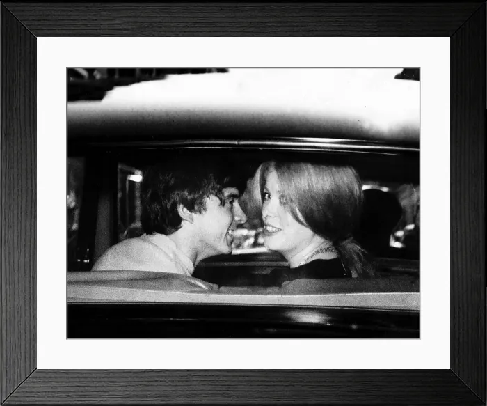 Framed Print : David Bailey Fashion Photographer drives from St Pancreas Regestry Office after marrying