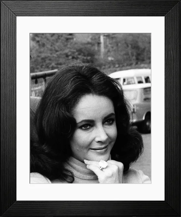 Framed Print : Elizabeth Taylor actress May 1968 wearing Diamond ring Framed Print : Elizabeth Taylor actress May 1968 wearing Diamond ring